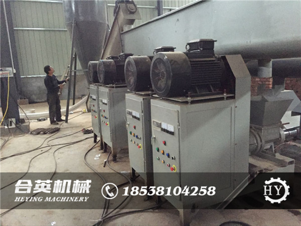 ��Ӣ������̿�豸�ڼ���������ͻ�ƺͽ�չ